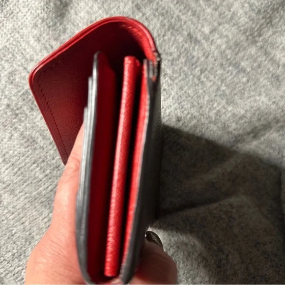 Sold! Louis Vuitton Sarah Wallet - Picture 5 of 9